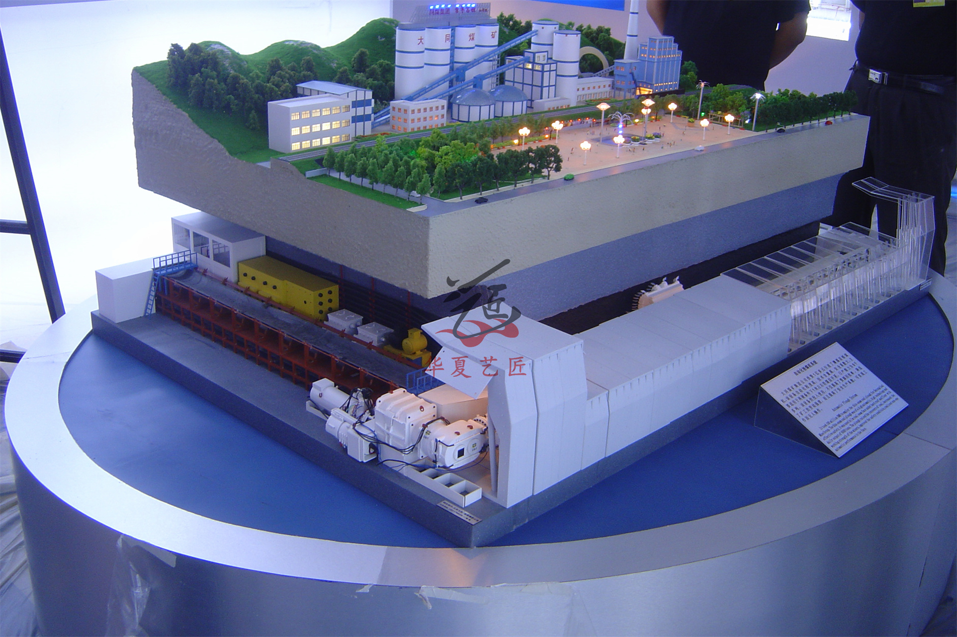 煤礦開采仿真模型、采煤機(jī)動態(tài)模型、礦山井下模型 (10).jpg